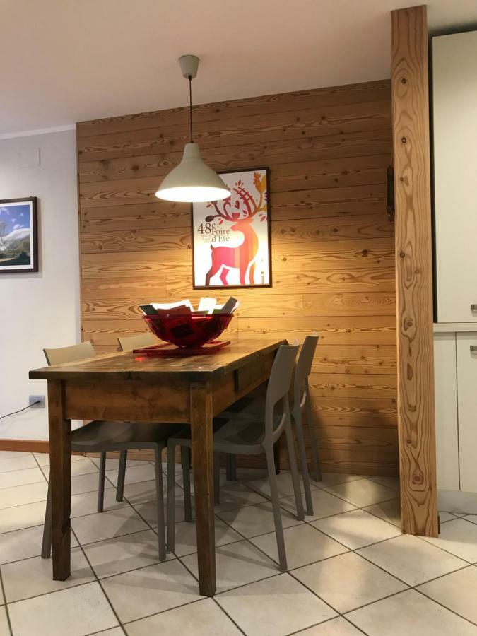 Alloggio Turistico Maison S Anselme Vda Aosta Cir 0015 Экстерьер фото